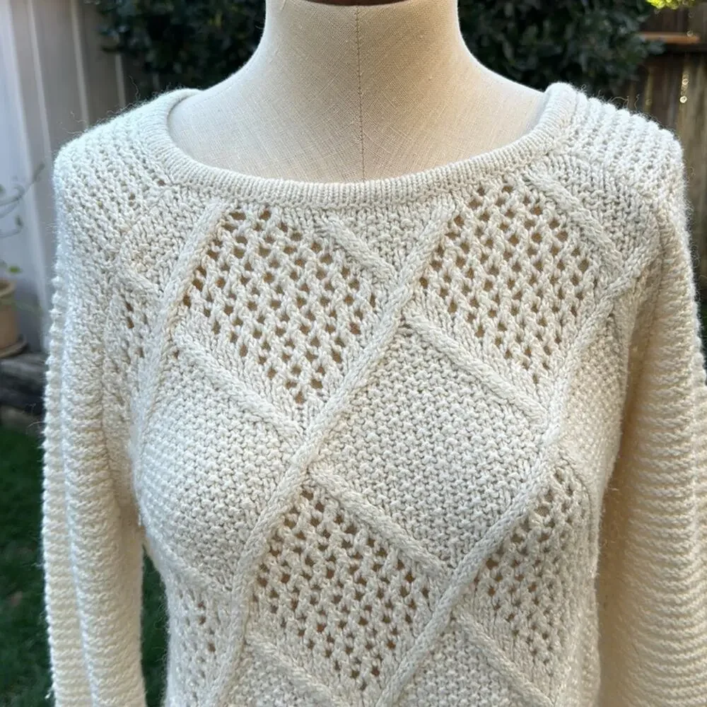 American Eagle Outfitters Pullover Ivory Cream Sweater Women's Size Small